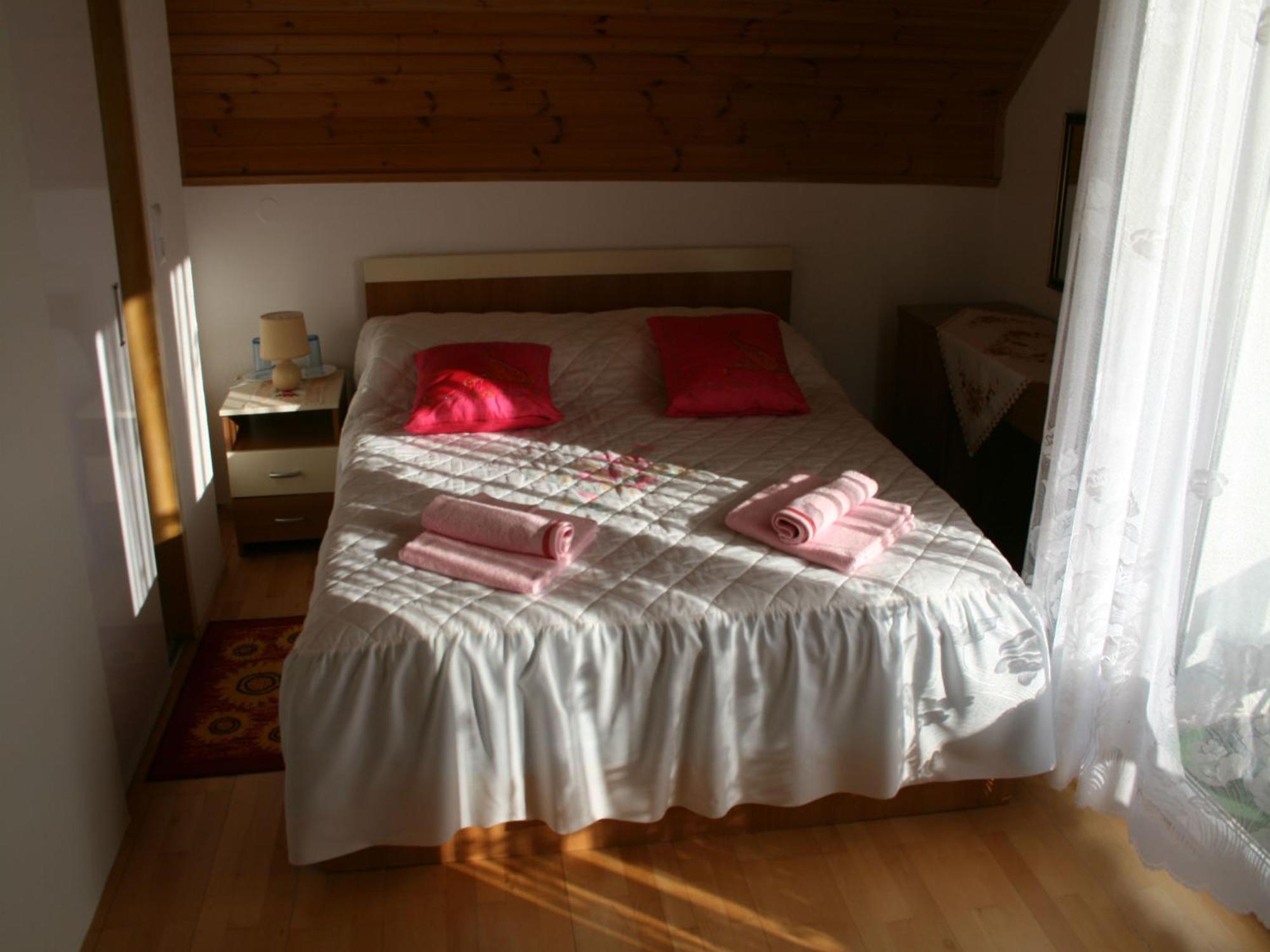 Adriana Guesthouse เยแซร์ตเซ ห้อง รูปภาพ