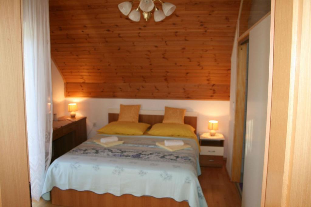 Adriana Guesthouse เยแซร์ตเซ ห้อง รูปภาพ