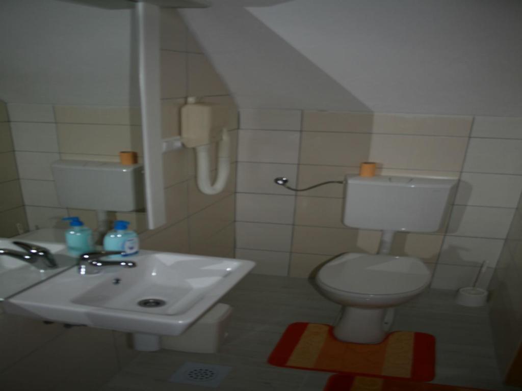 Adriana Guesthouse เยแซร์ตเซ ห้อง รูปภาพ